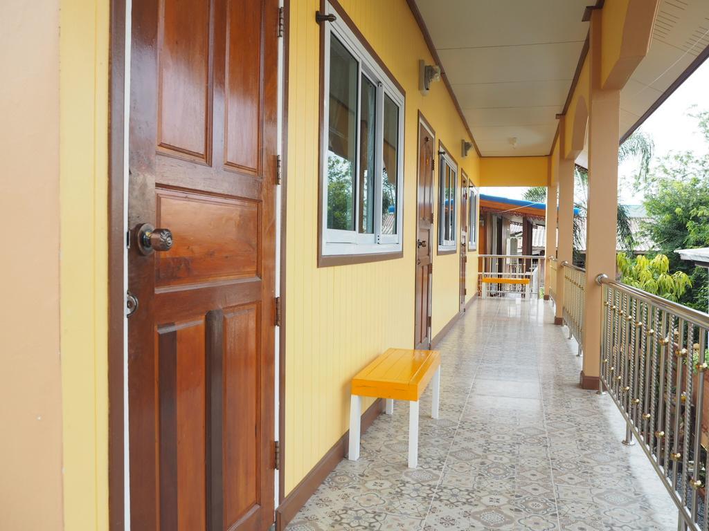 Baan Bussara Hotel Phra Nakhon Si Ayutthaya Cameră foto